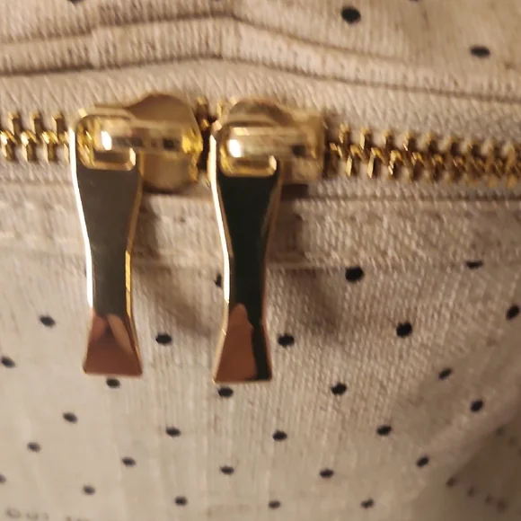 Kate Spade Tan &;Black Polka Dot Insulated Lunch Bag - Picture 5 of 7